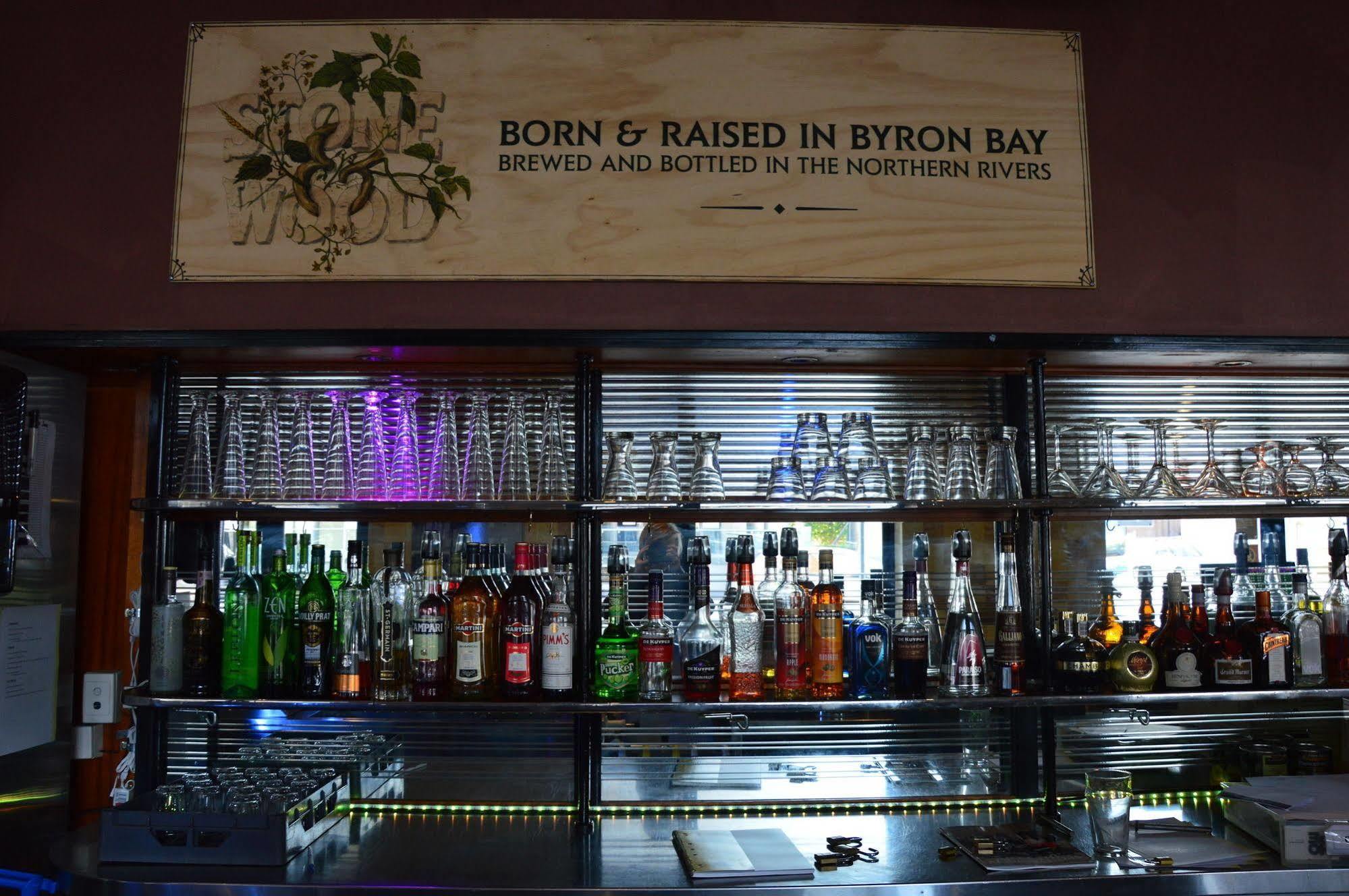 Clarendon Hotel Нюкасъл Екстериор снимка